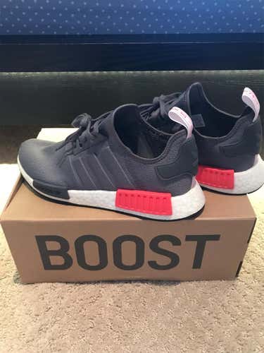 “Grey Red” Adidas Nmd 10.5 (like new)