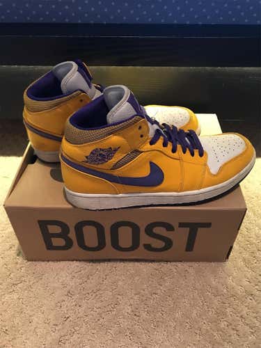 Laker’s Air Jordan’s Mid’s (10)