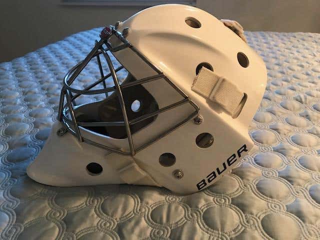 Bauer 961 Senior Goalie Mask "Partially Refurbished" M/L