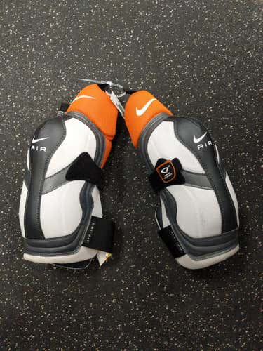 Used Nike Quest Q2 Lg Ice Hockey Elbow Pads