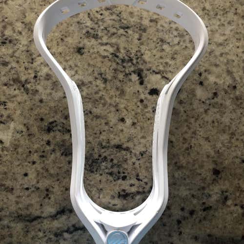 White Maverik Kinetik Head