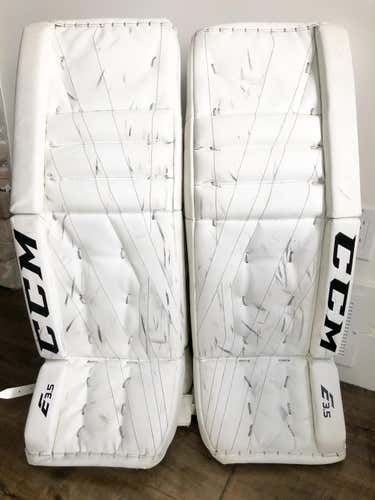 Senior 33 + 1” CCM Extreme Flex lll Goalie Pads - Like NEW