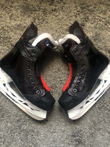 CCM JetSpeed FT490 Skates 6 EE