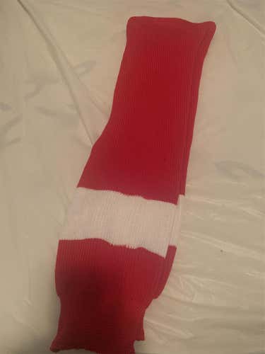 Red Senior Large  Socks