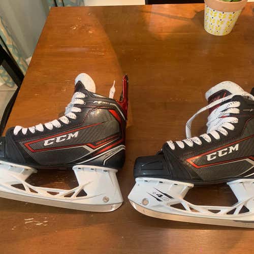 Senior CCM JetSpeed FT380 Regular Width  Size 10.5 Hockey Skates