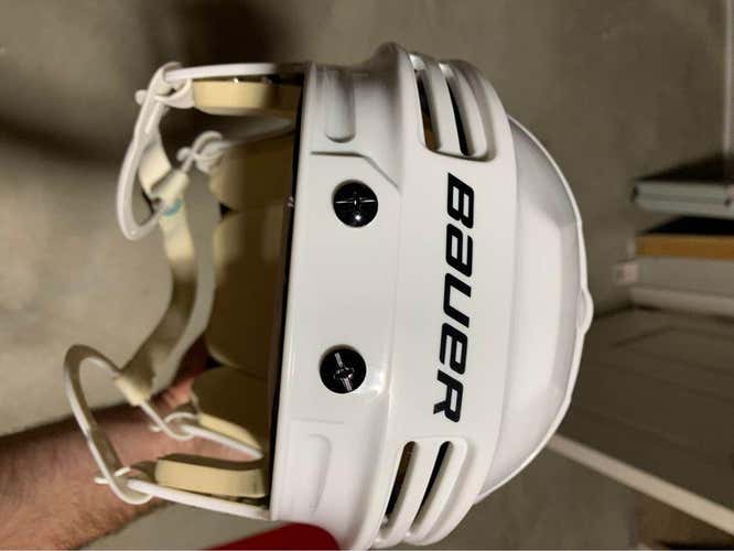 Used Large Bauer 4500 Helmet
