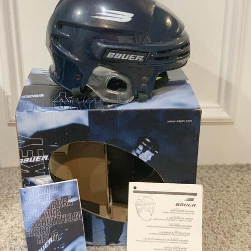 Blue Used Medium Bauer HH 5000  Helmet
