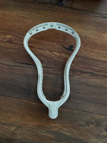 White Used Attack & Midfield Unstrung Stallion Omega Head