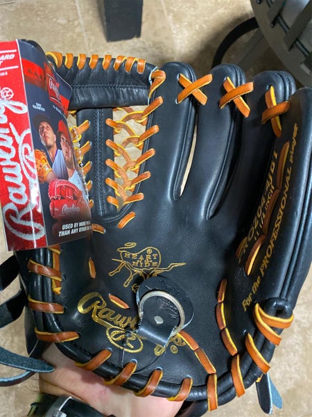 New Right Hand Throw Heart of the Hide 11.5" Baseball Glove