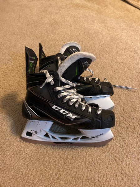 Senior CCM Extra Wide Width Size 7.5 Hockey Skates