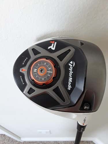 Used Men's TaylorMade Right Handed R1 Driver 65G Stiff Flex Adjustable Loft