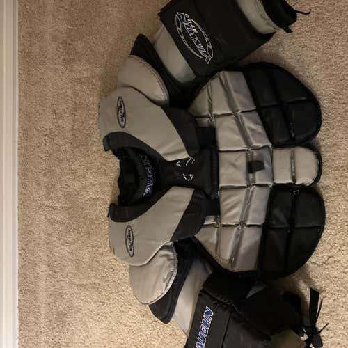 Senior Small Vaughn Vision 3700 Goalie Chest Protector