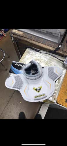 Bauer Supreme Goalie Throat Neck Guard