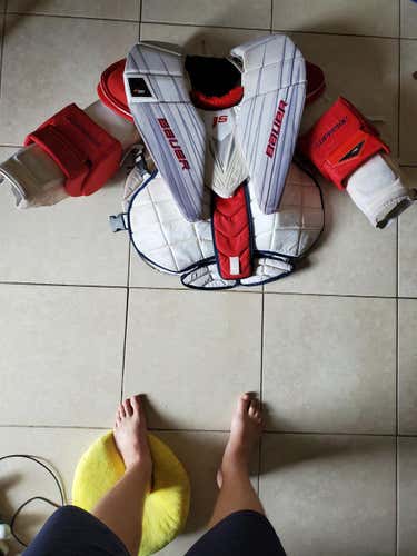 Used Senior Large Bauer Supreme 1S Goalie Chest Protector Pro Stock
