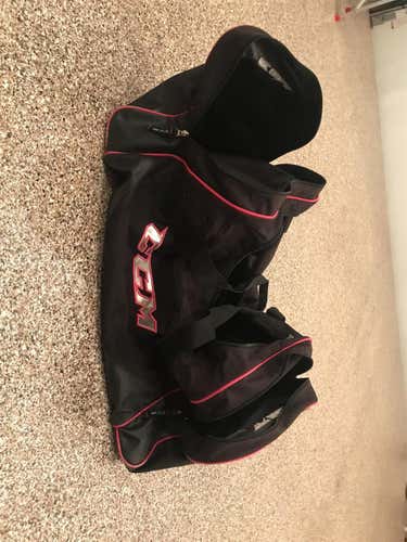 Used CCM Bag RZB90 - Pink Piping