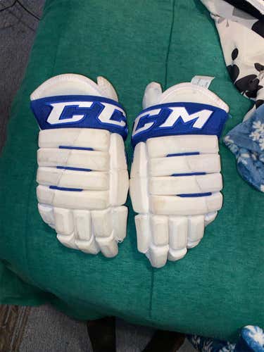 White Senior CCM 4R Lite 14"  Gloves