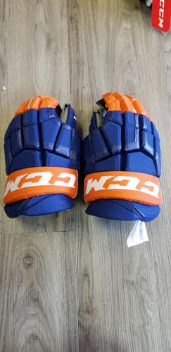 New York Islanders Used Senior CCM HG50XP Gloves 15" Pro Stock