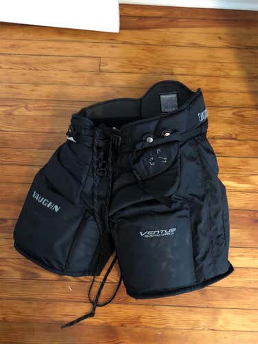 Black Senior Medium Vaughn Ventus SLR Pro Carbon Hockey Goalie Pants