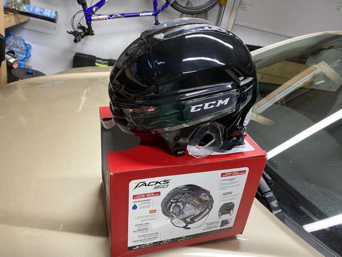 Black New Large CCM Tacks 910 Helmet