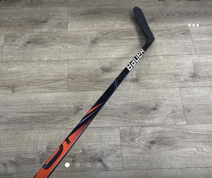Senior Left Hand Vapor Flylite League Pro Stock Hockey Stick 77 Flex P92
