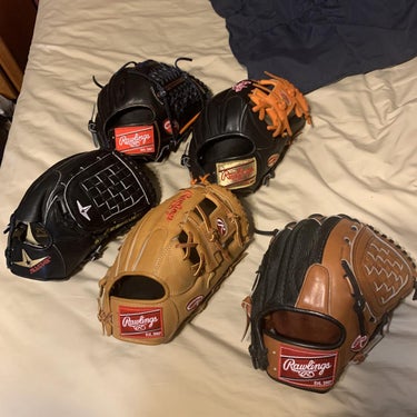 Mizuno GCP1ASBK Classic Pro Soft Baseball Glove 12-Inch Right Hand Throw 312108.RG90.13.1200 Mizuno GCP1ASBK Classic Pro Soft Baseball Glove 12-Inch Right Hand Throw 312108.RG90.13.1200