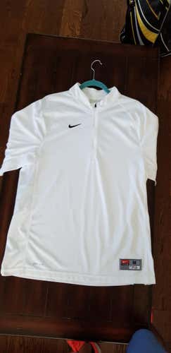 Used Adult Medium Nike Shirt
