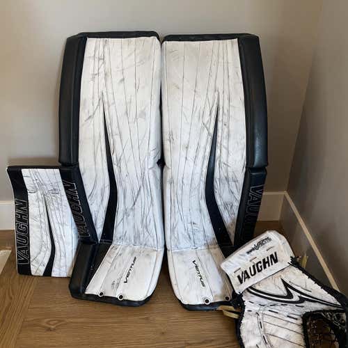Black Senior 33" Regular Ventus SLR Pro Stock Goalie Full Set