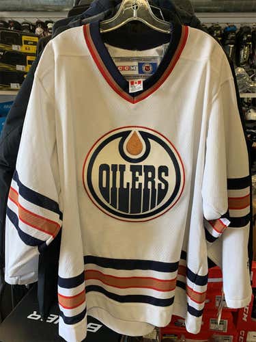 White Men's Large CCM  Jersey