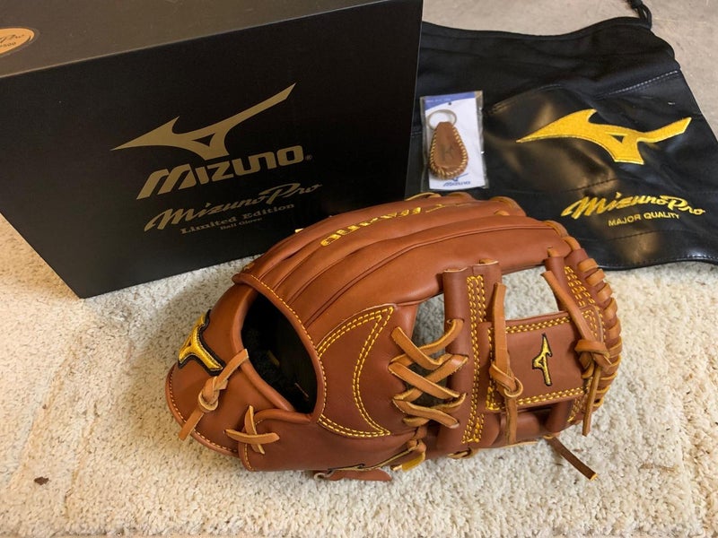NEW Mizuno Pro Limited Edition GMP 500 11.75" Baseball Glove