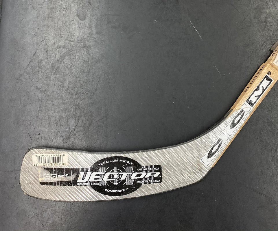 CCM Vector V10.0 Senior Composite Hockey Stick w/ABS Blade