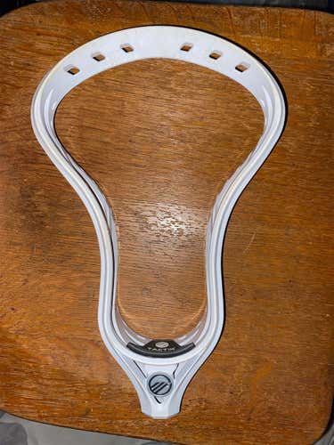 White Used Attack & Midfield Unstrung Tactik Head