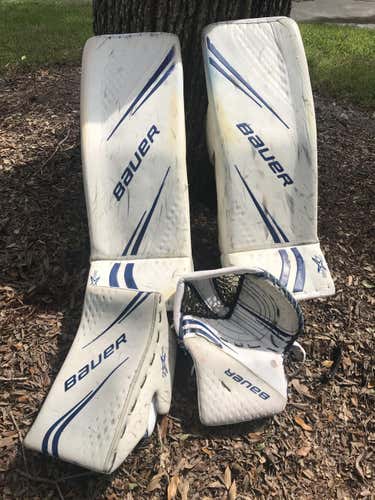 White/ Blue Used Senior smaill Bauer Regular Vapor 2X Pro Goalie Full Set Pro Stock