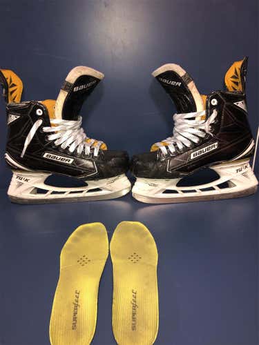 Senior Bauer Supreme Ignite Pro+ Regular Width Size 8.5 Hockey Skates