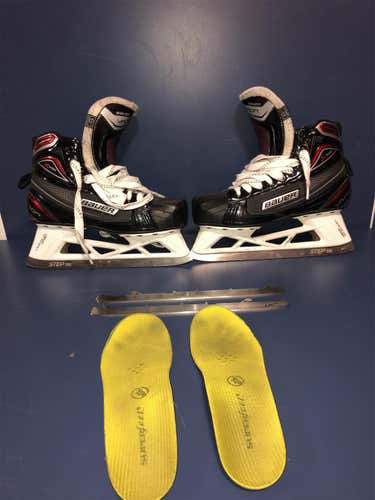Senior Bauer Vapor x700 Regular Width Size 6 Goalie Skates