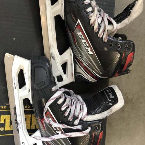 Senior CCM FT460 Regular Width Size 9 Hockey Goalie Skates