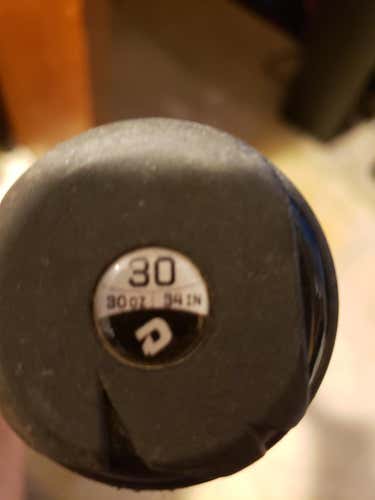 Used Adult 2018 DeMarini Bat 30 oz 34"