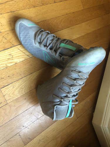 NB BurnX Gray Molded Cleats Low Cut