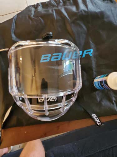 Used Bauer Concept 3 Full Shield