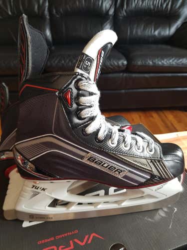 Junior Bauer Vapor X600 Skates Size 5.5