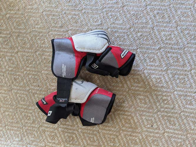 Used Senior Medium Bauer Elbow Pads