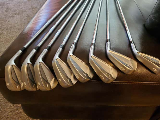 Used Men's Mizuno Right Handed JPX 919 Tour Iron Set Stiff Flex Steel Shaft