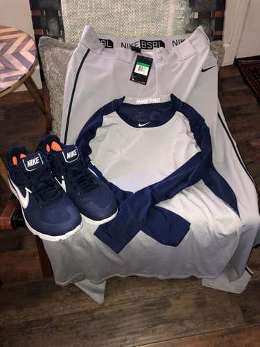 Navy Blue NIKE Hurache Turfs (sz12) NIKE Pants NIKE 3/4 sleeves
