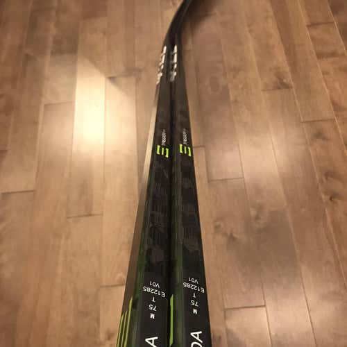 NEW 2 pack CCM Trigger ASY - LH P14/PM9 75flex (65")