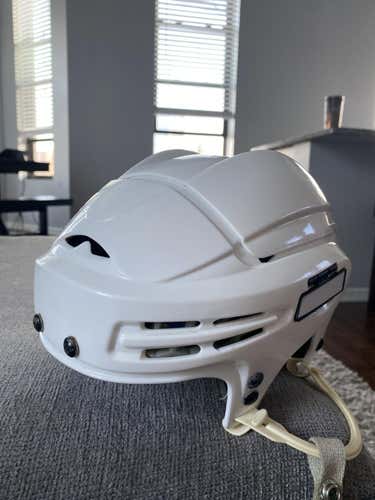 White New Small Bauer 5100 Helmet Pro Stock