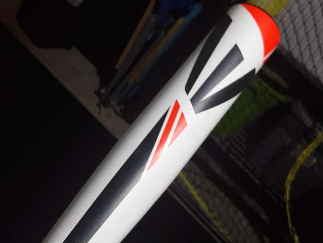 Accepting Offers 2015 Easton Mako (-3) 30 oz 33"