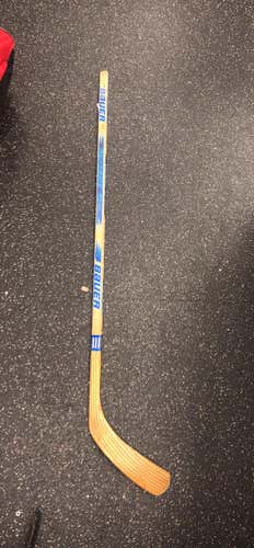Senior Right Handed Supreme   Hockey Stick