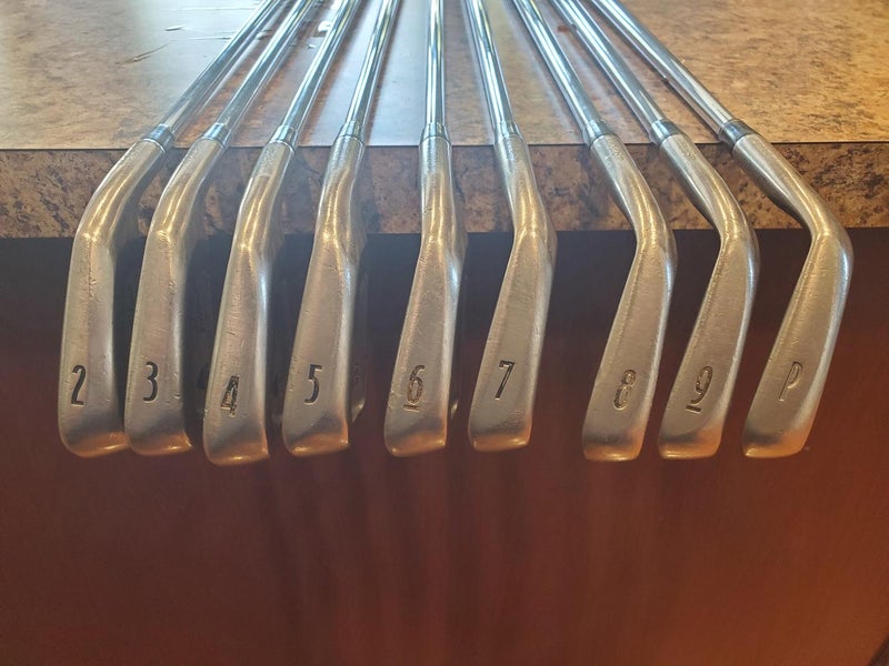 Used Men's Titleist Right Handed DCI 962b Iron Set (2-PW) Extra Stiff Flex Steel Shaft