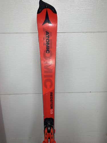 Used Atomic Racing Redster FIS SL Skis With 19 Din Bindings