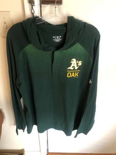 Oakland A’s Under Armour Men’s MLB Pullover XL