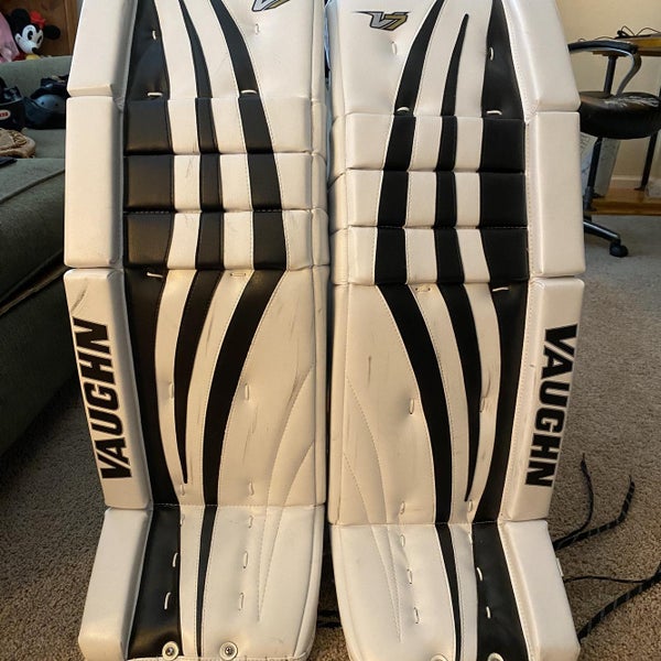 White Senior 34" Vaughn Velocity V7 Goalie Leg Pads